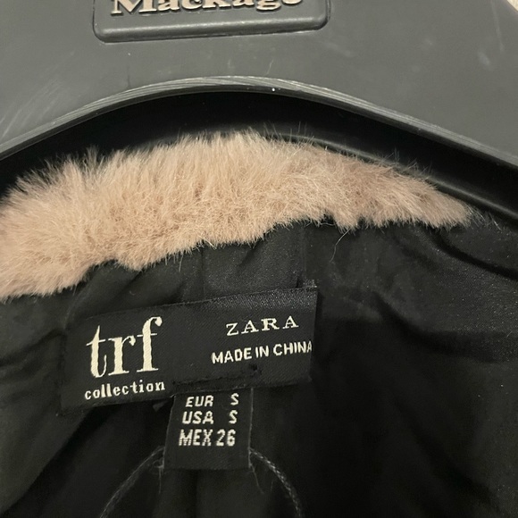 Zara beige faux fur coat - Picture 4 of 4